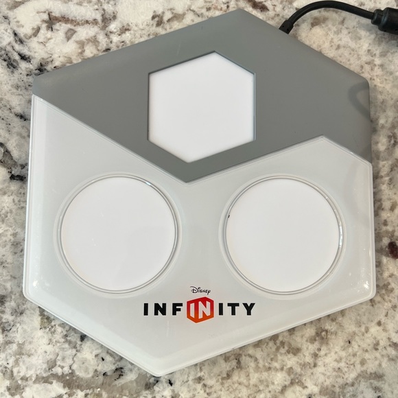 Disney Infinity 3.0 For PlayStation 4 CIB + Base - Picture 5 of 6